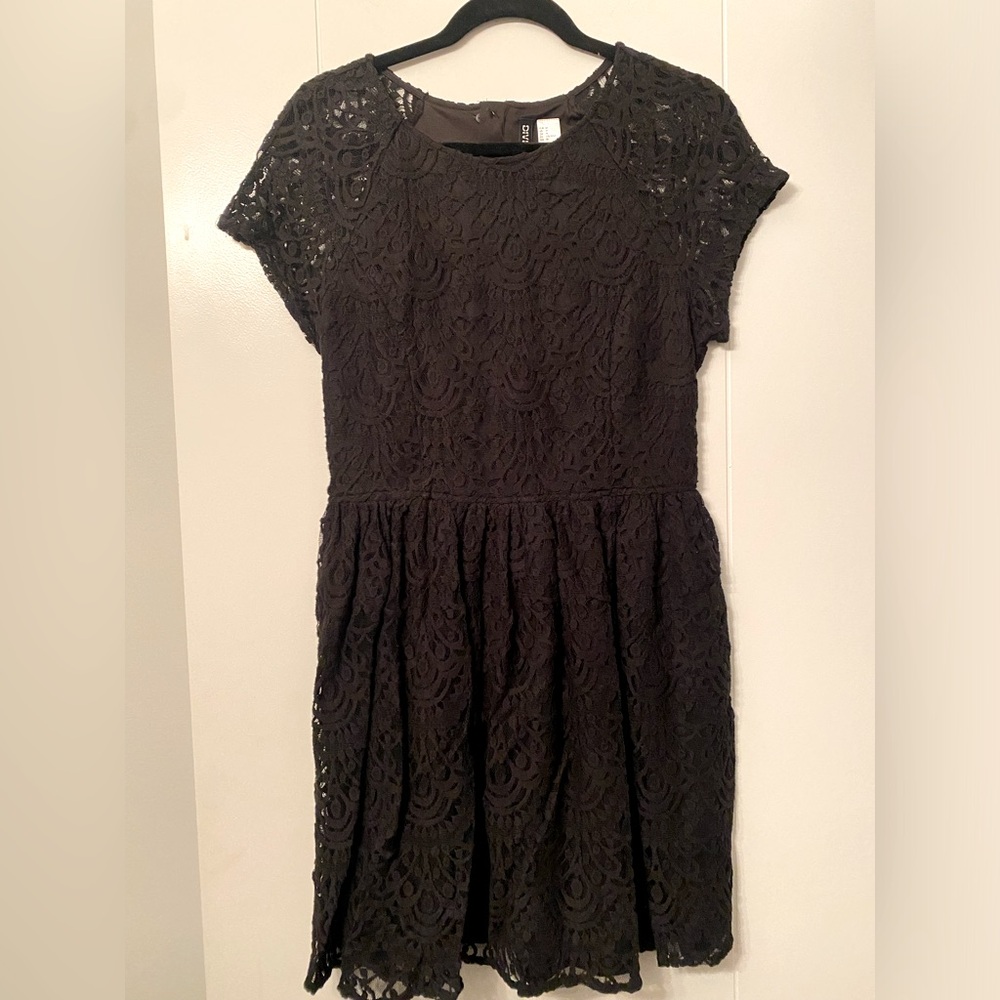 H&M- Elegant Black Lace Dress